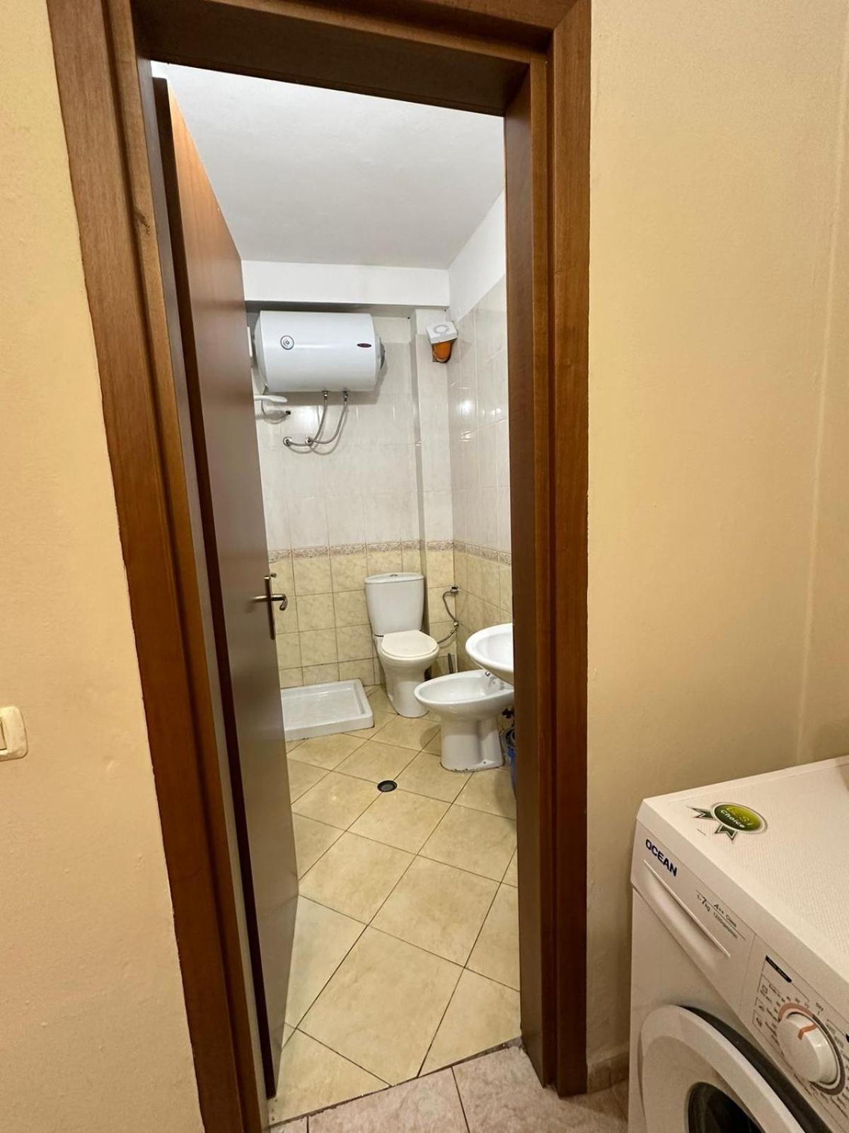 Esar Apartment ドゥラス エクステリア 写真