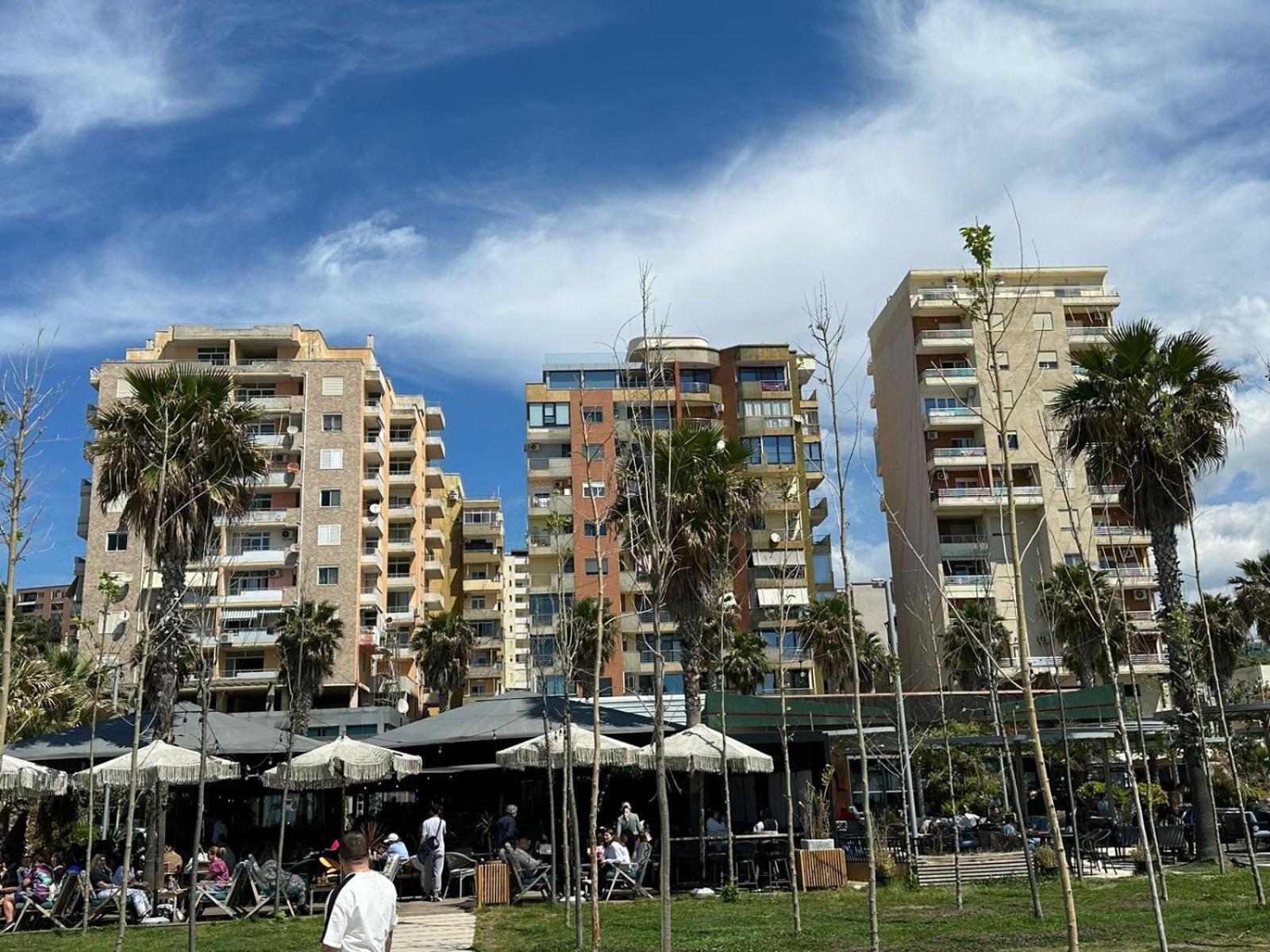 Esar Apartment ドゥラス エクステリア 写真